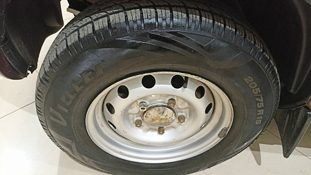 Chevrolet Niva 1.7 MT (80 л.с.) 4WD, 2004 — купить в Нижнем Новгороде
