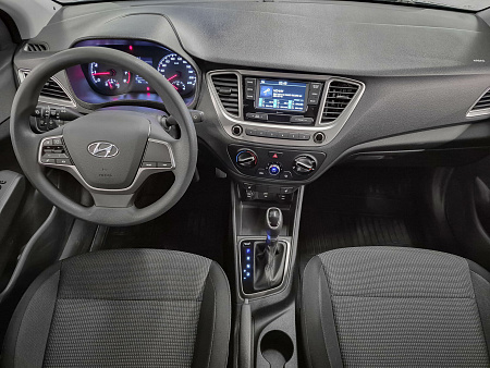 Hyundai Solaris 1.6 AT (123 л.с.), 2020 Hyundai Solaris 1.6 AT (123 л.с.), 2020 — купить в Нижнем Новгороде