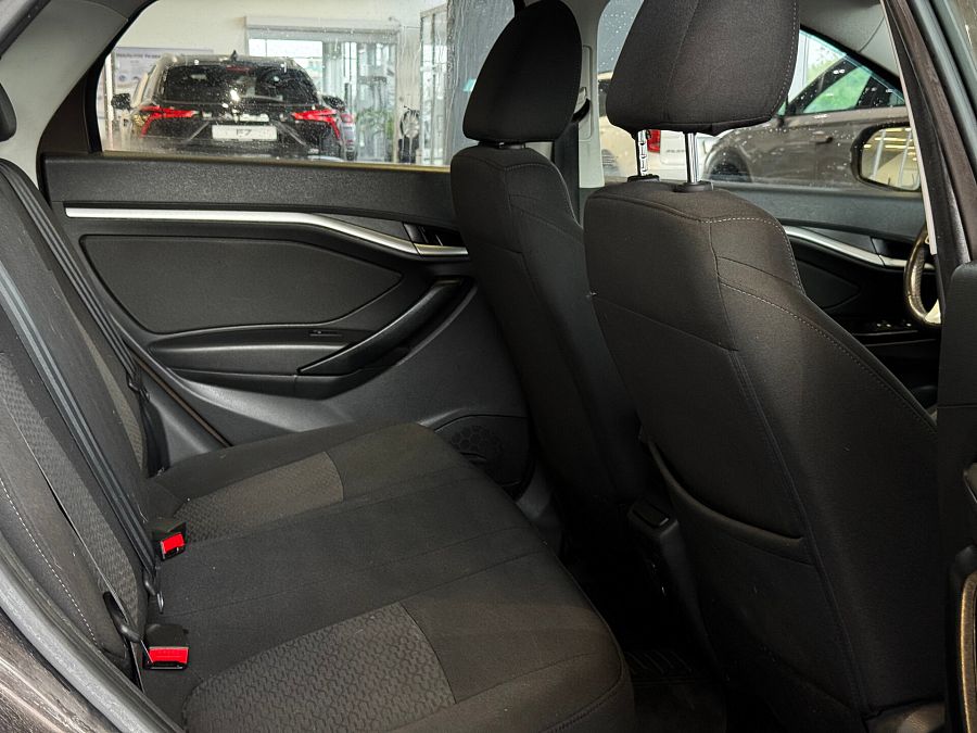 Lada (Ваз) Vesta 1.6 MT (106 л.с.), 2021