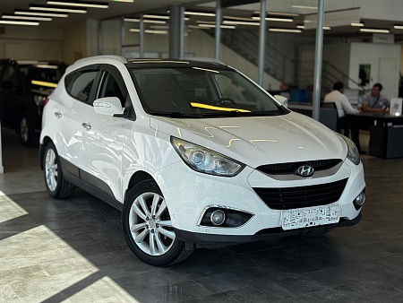Hyundai ix35 2.0 AT (150 л.с.) 4WD, 2013