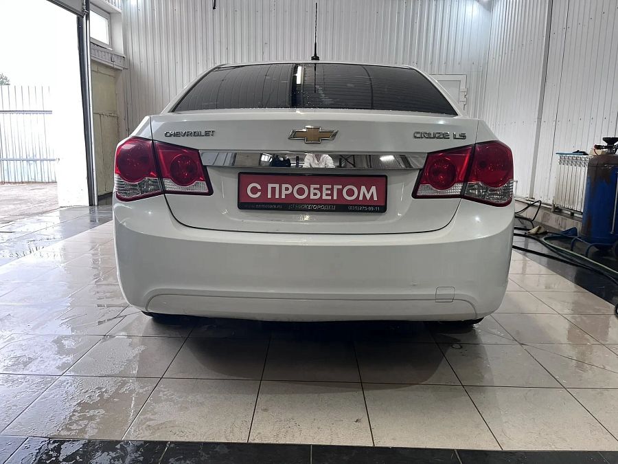 Chevrolet Cruze 1.6 MT (109 л.с.), 2012