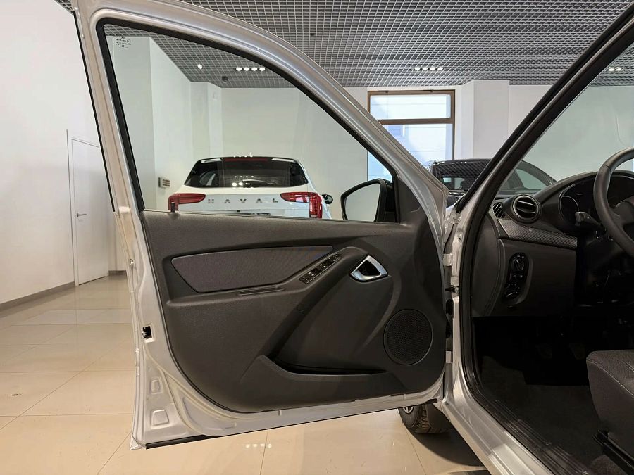 Lada (Ваз) Granta 1.6 MT (106 л.с.), 2026 Lada (Ваз) Granta 1.6 MT (106 л.с.), 2026