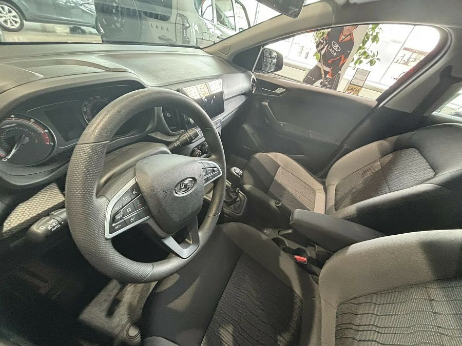 Lada (Ваз) Iskra SW 1.6 MT (90 л.с.), 2026