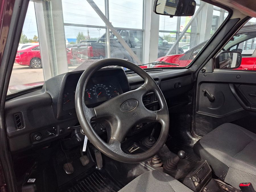 Lada (Ваз) 2121 (4x4) 1.7 MT (79 л.с.) 4WD, 2012 Lada (Ваз) 2121 (4x4) 1.7 MT (79 л.с.) 4WD, 2012