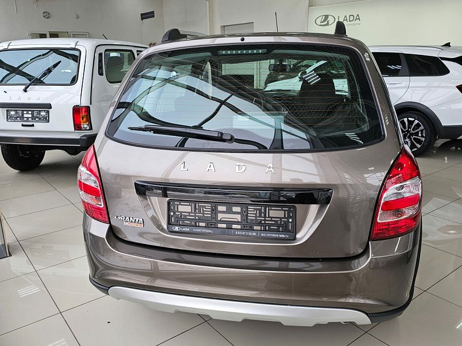 Lada (Ваз) Granta Cross 1.6 MT (90 л.с.), 2026 Lada (Ваз) Granta Cross 1.6 MT (90 л.с.), 2026