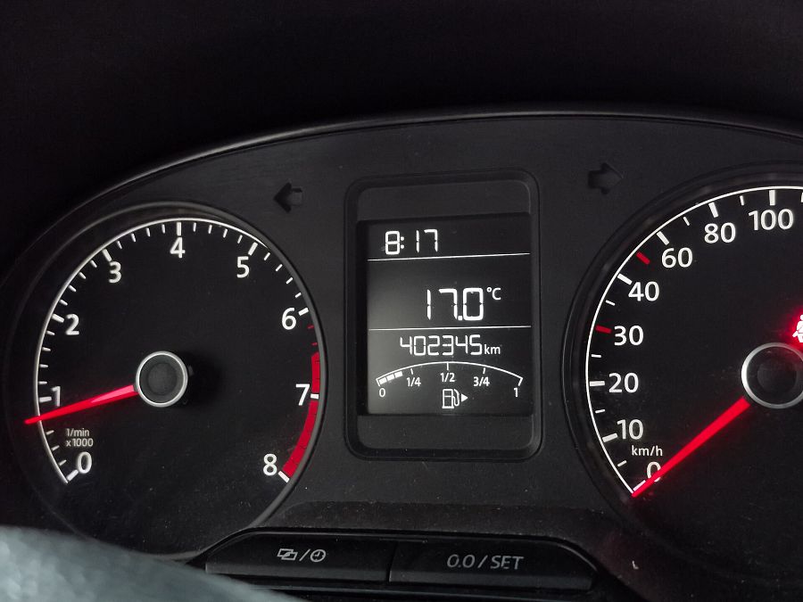 Volkswagen Polo 1.6 MT (105 л.с.), 2014
