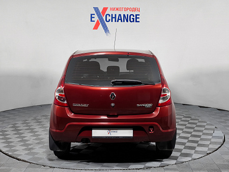 Renault Sandero 1.6 AT (103 л.с.), 2011 — купить в Нижнем Новгороде