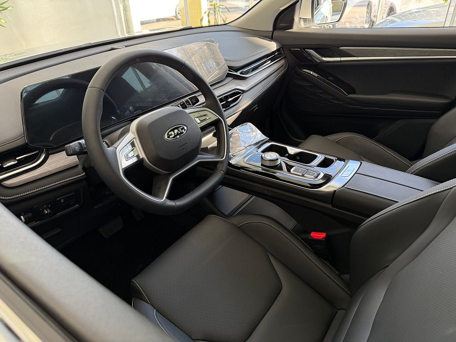 JAC JS6 1.5 AMT (174 л.с.), 2024 JAC JS6 1.5 AMT (174 л.с.), 2024