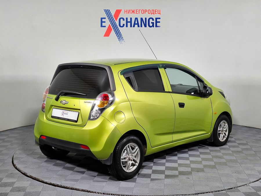 Chevrolet Spark 1.0 MT (67 л.с.), 2011