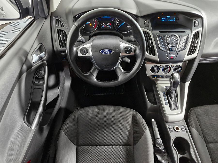 Ford Focus 1.6 AMT (125 л.с.), 2012