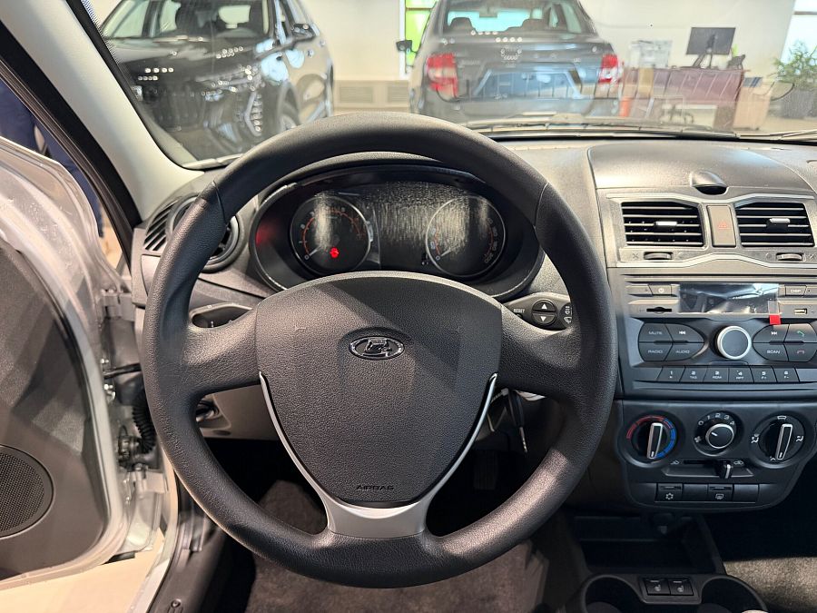 Lada (Ваз) Granta 1.6 MT (90 л.с.), 2026 Lada (Ваз) Granta 1.6 MT (90 л.с.), 2026