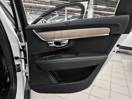 Volvo V90 Cross Country 2.0 AT (249 л.с.) 4WD, 2021 — купить в Нижнем Новгороде