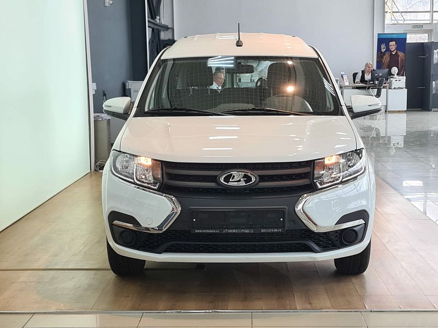 Lada (Ваз) Largus 1.6 MT (106 л.с.), 2026