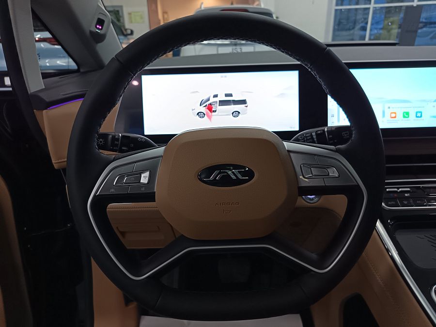 JAC RF8 2.0 AT (236 л.с.), 2026