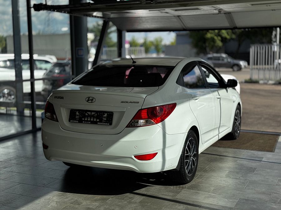 Hyundai Solaris 1.6 AT (123 л.с.), 2013 Hyundai Solaris 1.6 AT (123 л.с.), 2013