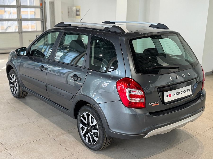 Lada (Ваз) Granta Cross 1.6 MT (106 л.с.), 2026