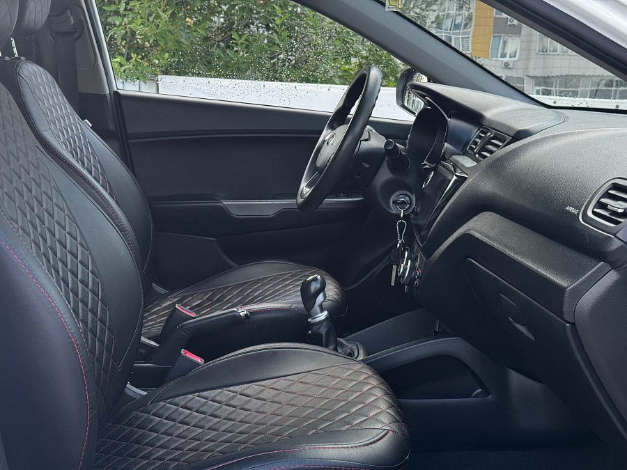 Kia Rio 1.4 MT (107 л.с.), 2014 Kia Rio 1.4 MT (107 л.с.), 2014