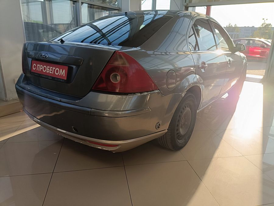 Ford Mondeo 1.8 MT (125 л.с.), 2001