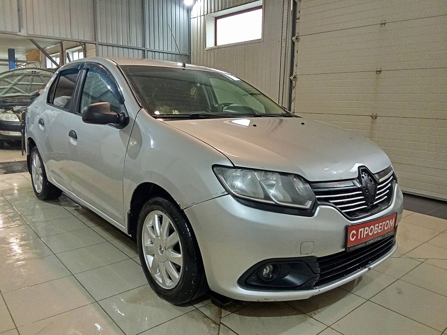 Renault Logan 1.6 MT (82 л.с.), 2014