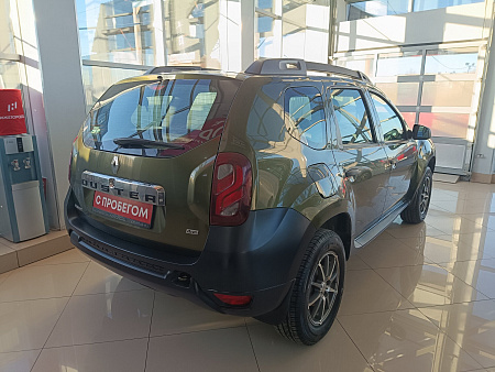 Renault Duster 1.6 MT (114 л.с.) 4WD, 2015 — купить в Нижнем Новгороде