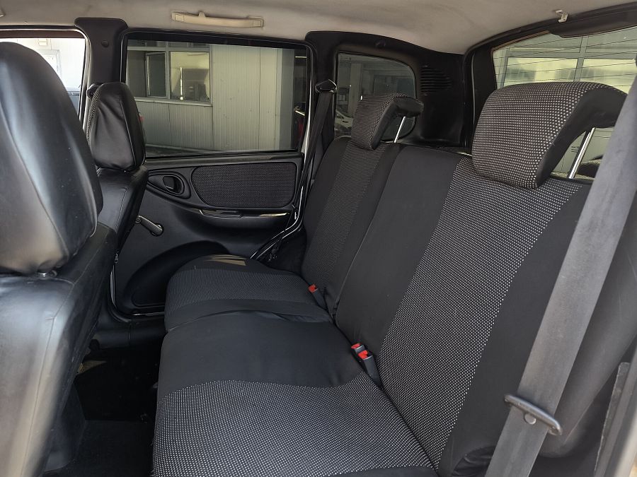 Chevrolet Niva 1.7 MT (80 л.с.) 4WD, 2011 Chevrolet Niva 1.7 MT (80 л.с.) 4WD, 2011