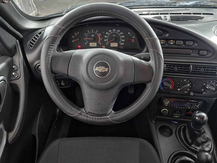 Chevrolet Niva 1.7 MT (80 л.с.) 4WD, 2013 Chevrolet Niva 1.7 MT (80 л.с.) 4WD, 2013