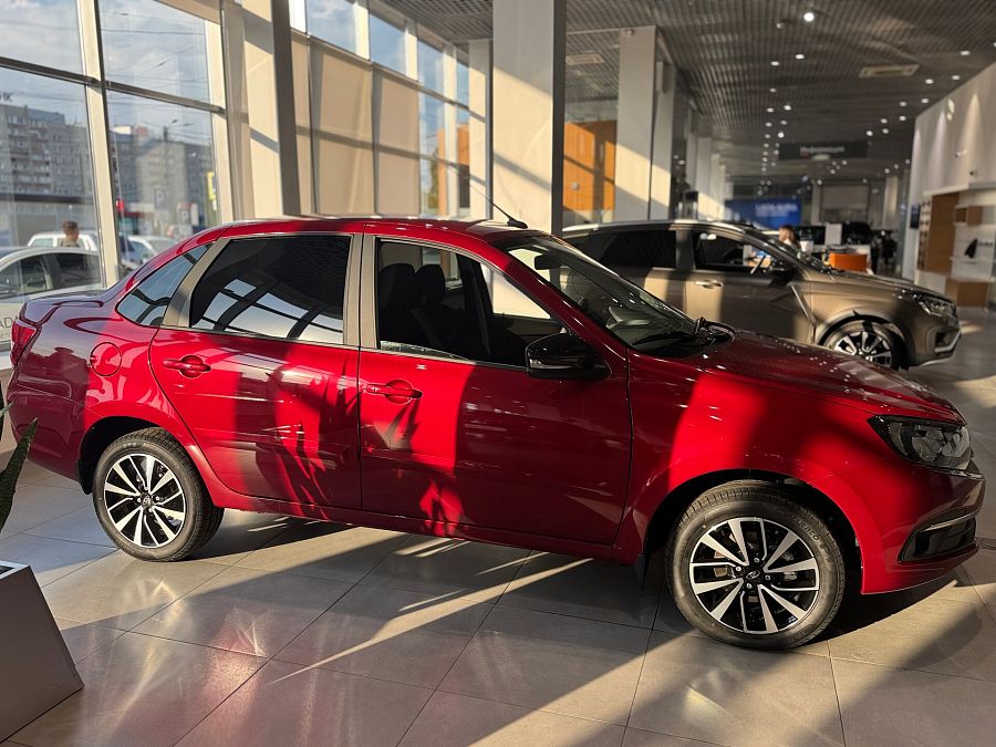 Lada (Ваз) Granta 1.6 MT (90 л.с.), 2026 Lada (Ваз) Granta 1.6 MT (90 л.с.), 2026