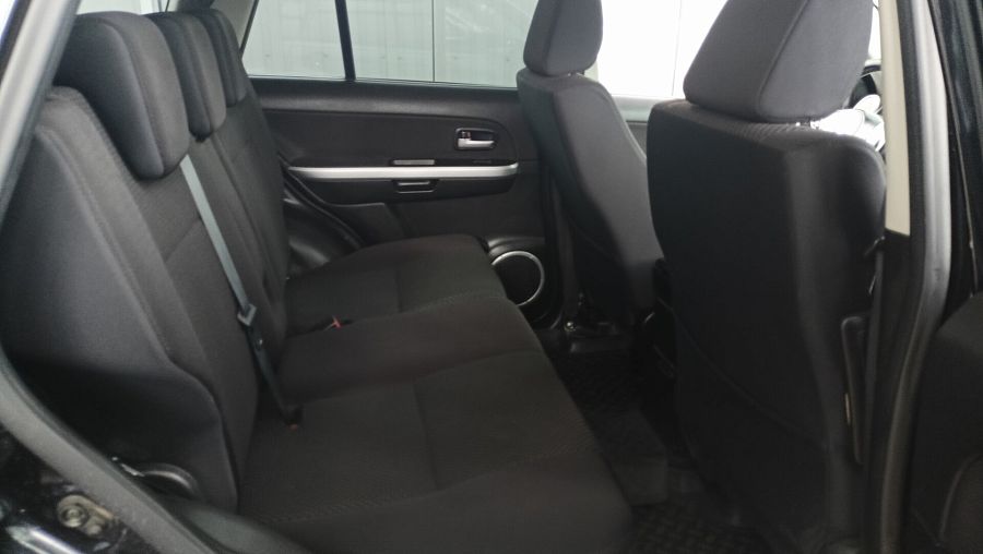 Suzuki Grand Vitara 2.0 MT (140 л.с.) 4WD, 2011 Suzuki Grand Vitara 2.0 MT (140 л.с.) 4WD, 2011
