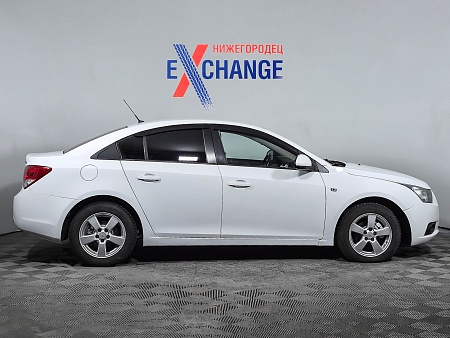 Chevrolet Cruze 1.6 MT (109 л.с.), 2011
