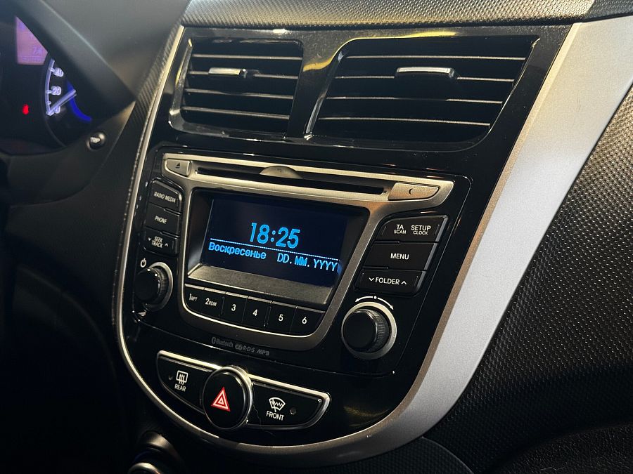 Hyundai Solaris 1.4 AT (107 л.с.), 2014