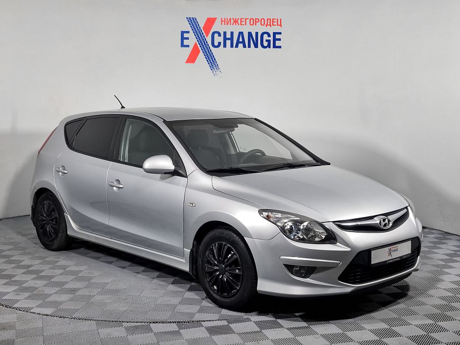 Hyundai i30 1.6 AT (126 л.с.), 2010 Hyundai i30 1.6 AT (126 л.с.), 2010