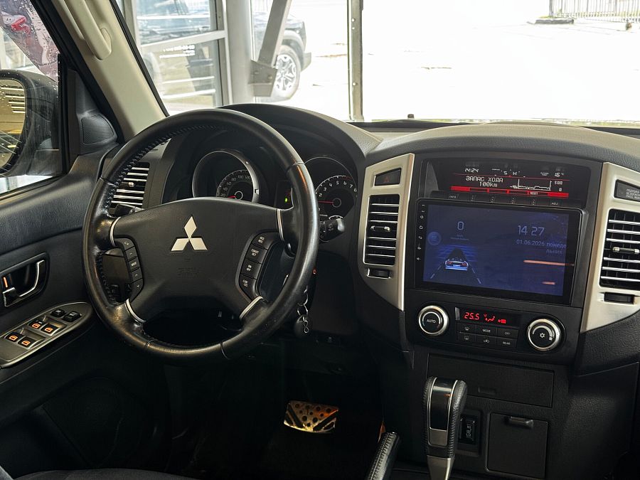 Mitsubishi Pajero 3.0 AT (178 л.с.) 4WD, 2013