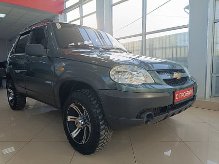 Chevrolet Niva 1.7 MT (80 л.с.) 4WD, 2011 Chevrolet Niva 1.7 MT (80 л.с.) 4WD, 2011 — купить в Нижнем Новгороде