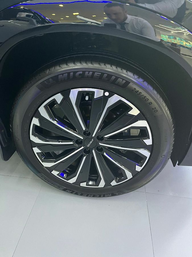 Jaecoo J8 2.0 AMT (249 л.с.) 4WD, 2025