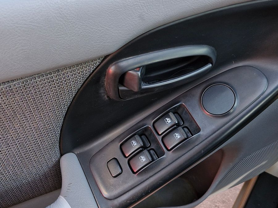 Hyundai Elantra 1.6 MT (105 л.с.), 2004