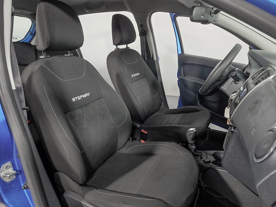 Renault Sandero Stepway 1.6 AMT (82 л.с.), 2015