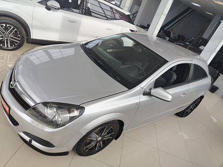 Opel Astra GTC 1.6 MT (115 л.с.), 2008 — купить в Нижнем Новгороде