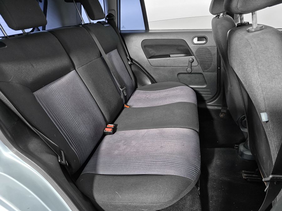 Ford Fusion 1.6 MT (101 л.с.), 2009