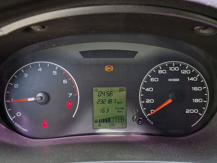 Lada (Ваз) Granta 1.6 AT (98 л.с.), 2012 Lada (Ваз) Granta 1.6 AT (98 л.с.), 2012