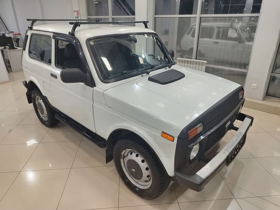 Lada (Ваз) 2121 (4x4) 1.7 MT (83 л.с.) 4WD, 2015 Lada (Ваз) 2121 (4x4) 1.7 MT (83 л.с.) 4WD, 2015