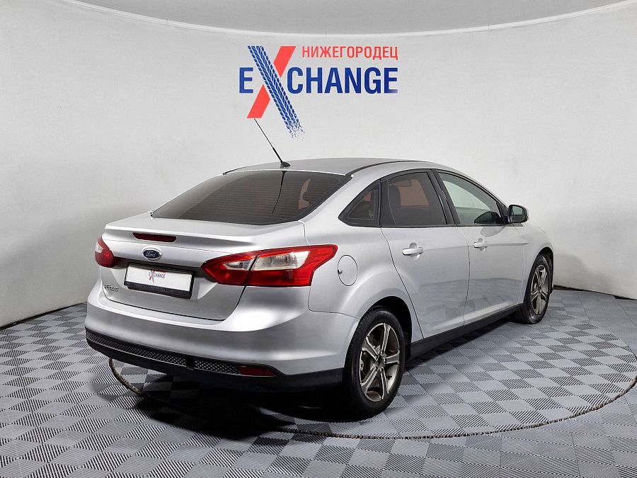Ford Focus 1.6 AMT (125 л.с.), 2012