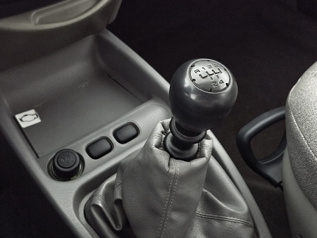 Lada (Ваз) Kalina 1.6 MT (81 л.с.), 2012 Lada (Ваз) Kalina 1.6 MT (81 л.с.), 2012