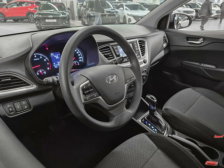 Hyundai Solaris 1.6 AT (123 л.с.), 2020 Hyundai Solaris 1.6 AT (123 л.с.), 2020 — купить в Нижнем Новгороде
