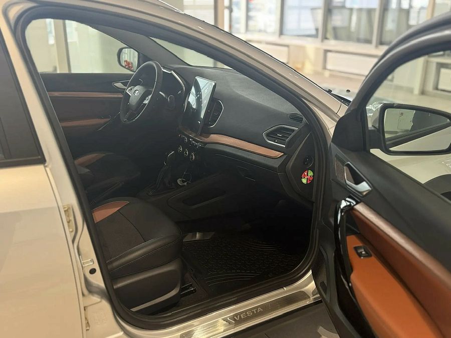 Lada (Ваз) Vesta SW Cross 1.8 CVT (122 л.с.), 2026