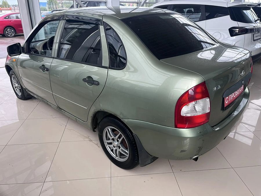 Lada (Ваз) Kalina 1.6 MT (81 л.с.), 2010