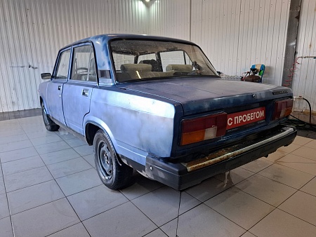 Lada (Ваз) 2105 1.5 MT (71 л.с.), 2005