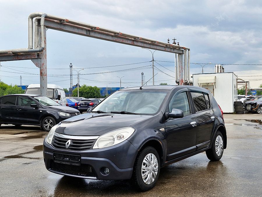 Renault Sandero 1.6 MT (84 л.с.), 2010 Renault Sandero 1.6 MT (84 л.с.), 2010