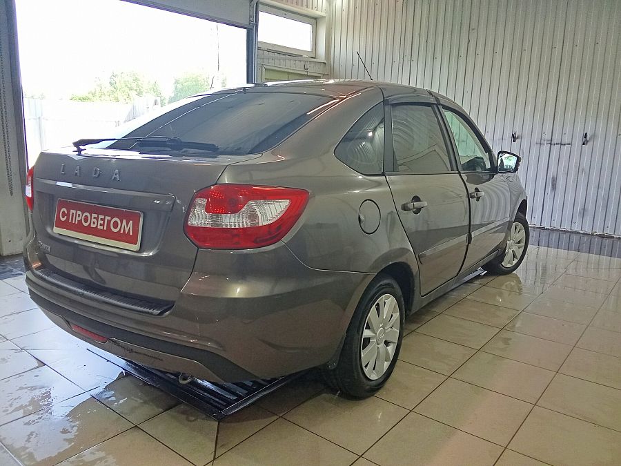 Lada (Ваз) Granta 1.6 MT (106 л.с.), 2019
