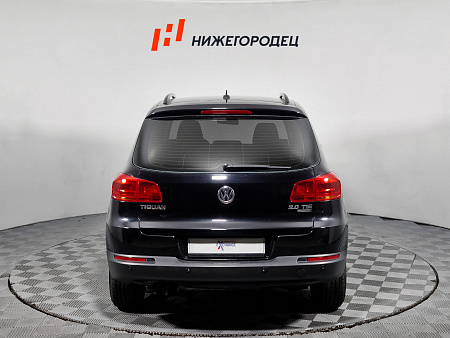 Volkswagen Tiguan 2.0 AT (170 л.с.) 4WD, 2013 — купить в Нижнем Новгороде