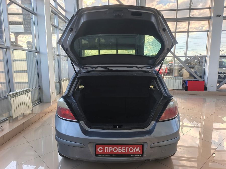 Opel Astra 1.6 MT (115 л.с.), 2011